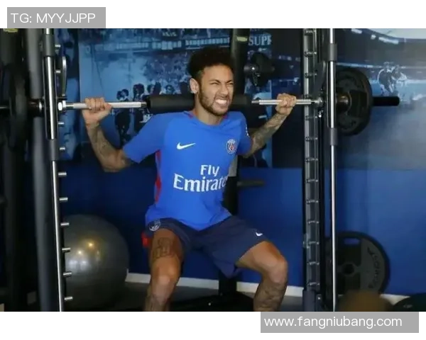 足球巨星的肌肉儿子如何在运动界崭露头角成为新一代偶像 足球巨星的肌肉儿子如何在运动界崭露头角成为新一代偶像